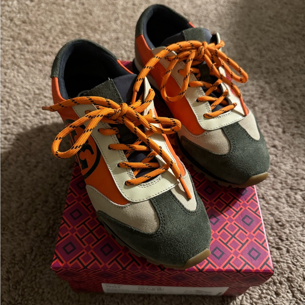 (SOLD) Tory Burch shoes